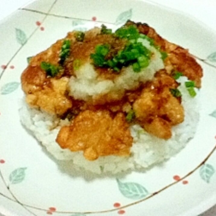 鶏唐揚げのおろし丼